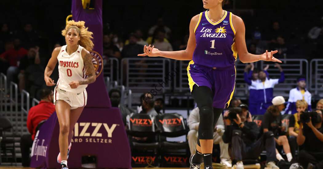 لیز کامبیج و لس آنجلس اسپارکس بر سر "طلاق" توافق کردند