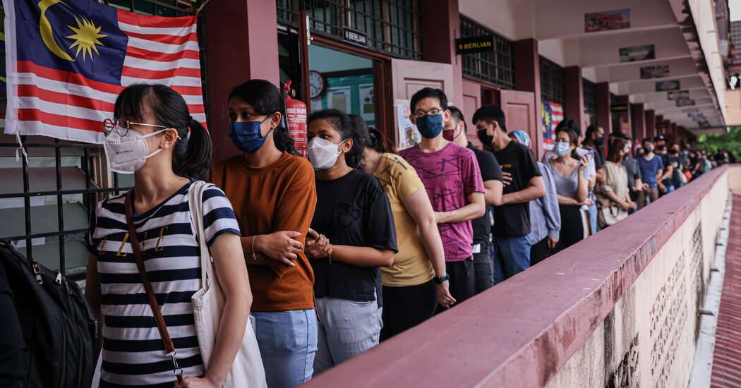 انتخابات مالزی به آشفتگی های جدید افزود: پارلمان آویزان