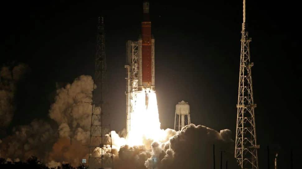 موشک آرتمیس ناسا در پرواز آزمایشی به ماه برمی‌خیزد و «فصل جدید» در اکتشاف ماه انسان را آغاز می‌کند - تماشا |  اخبار جهان